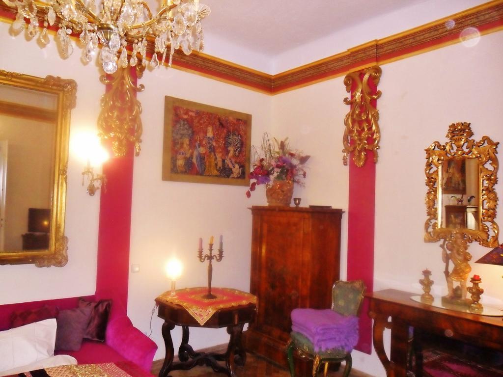 Luxury Near Castle Hotel Vienna Exterior photo