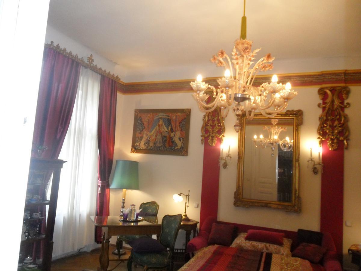 Luxury Near Castle Hotel Vienna Exterior photo