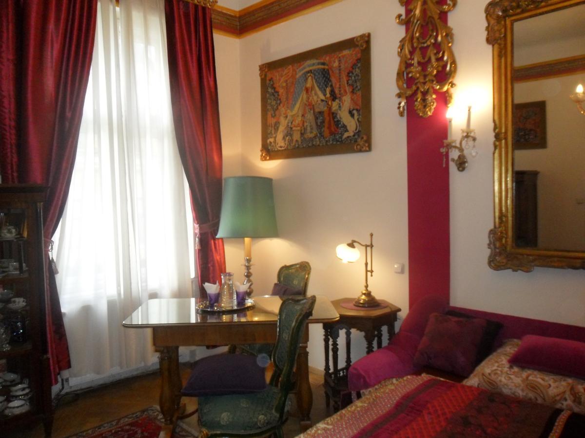 Luxury Near Castle Hotel Vienna Exterior photo