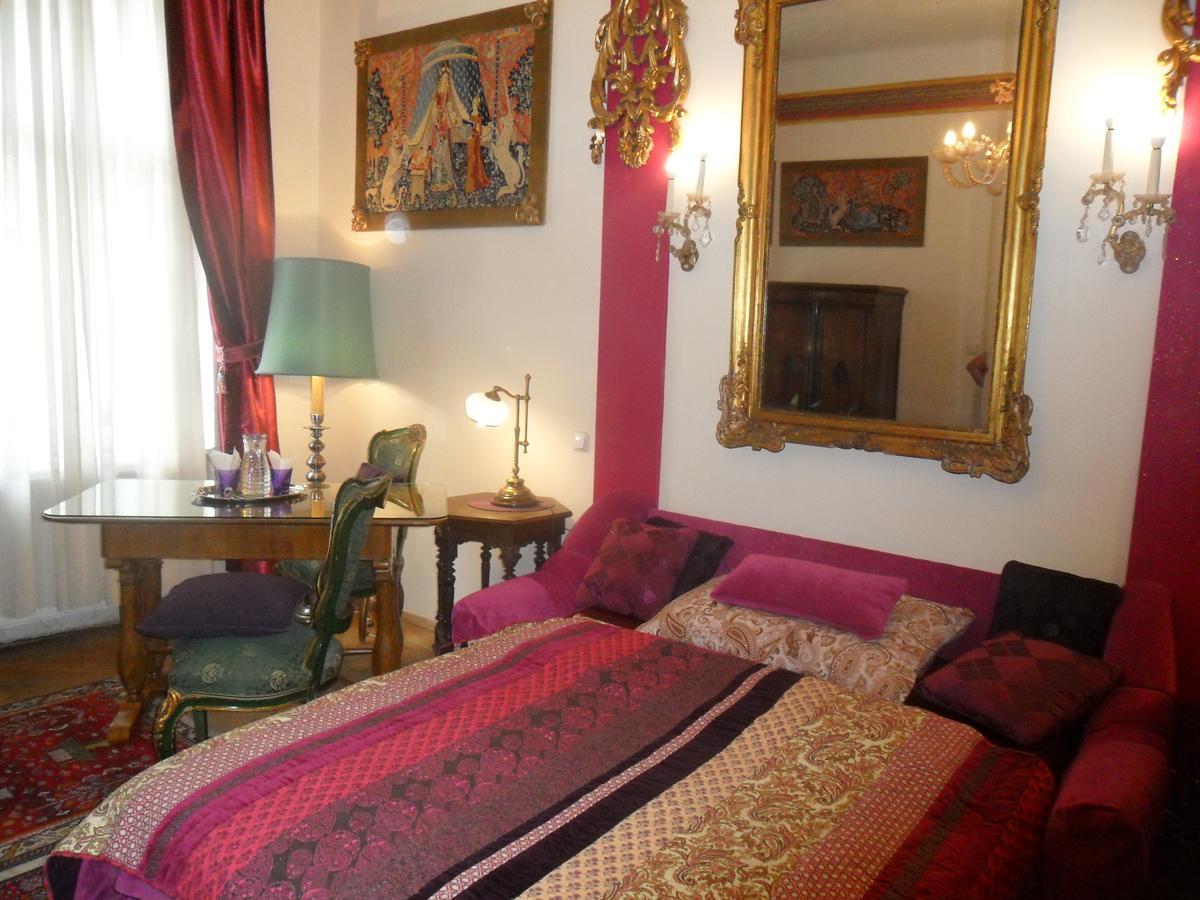 Luxury Near Castle Hotel Vienna Exterior photo
